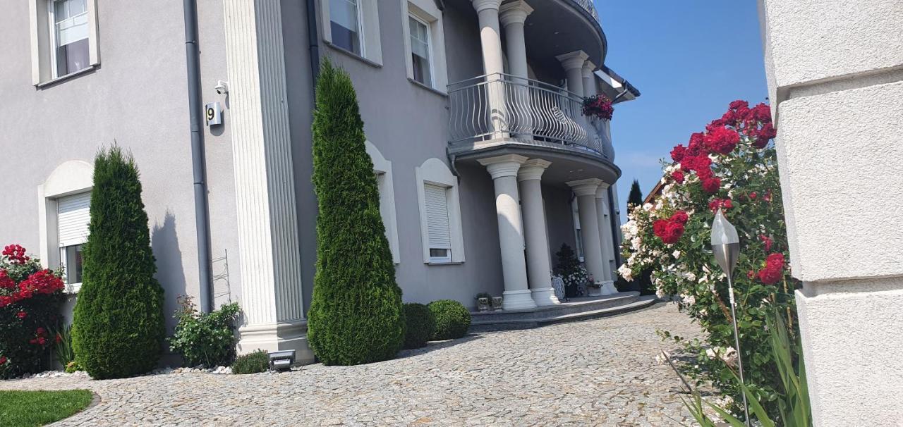 Villa Taan Royal Rewal Exterior foto